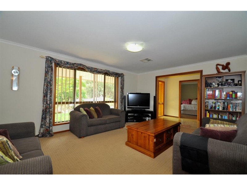 10 Furioso Drive, Woodcroft SA 5162