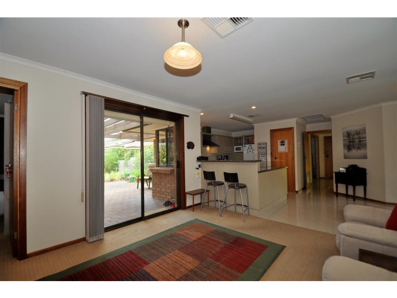 10 Furioso Drive, Woodcroft SA 5162