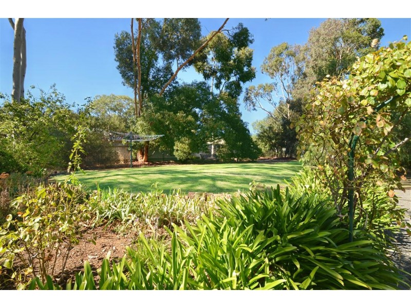 3 Willurah Court, Happy Valley SA 5159