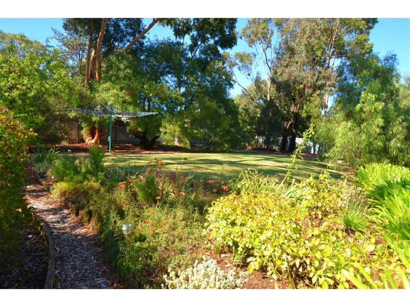 3 Willurah Court, Happy Valley SA 5159