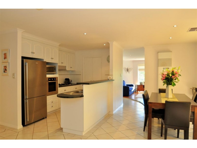 6 Melrose Court, Happy Valley SA 5159