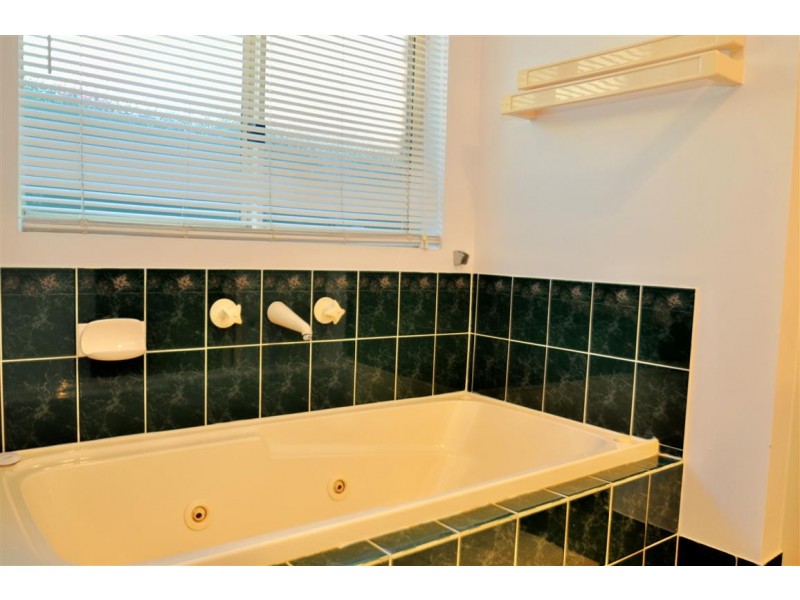 6 Melrose Court, Happy Valley SA 5159