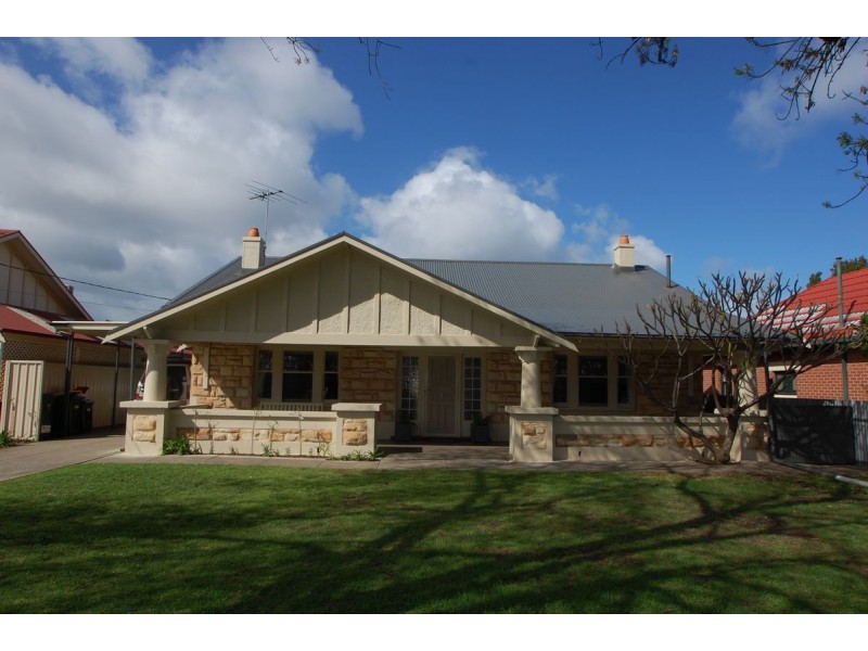 8 Saint Georges Avenue, Glandore SA 5037