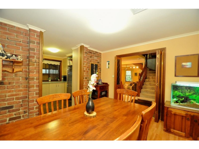 23 Dunalbyn Drive, Aberfoyle Park SA 5159