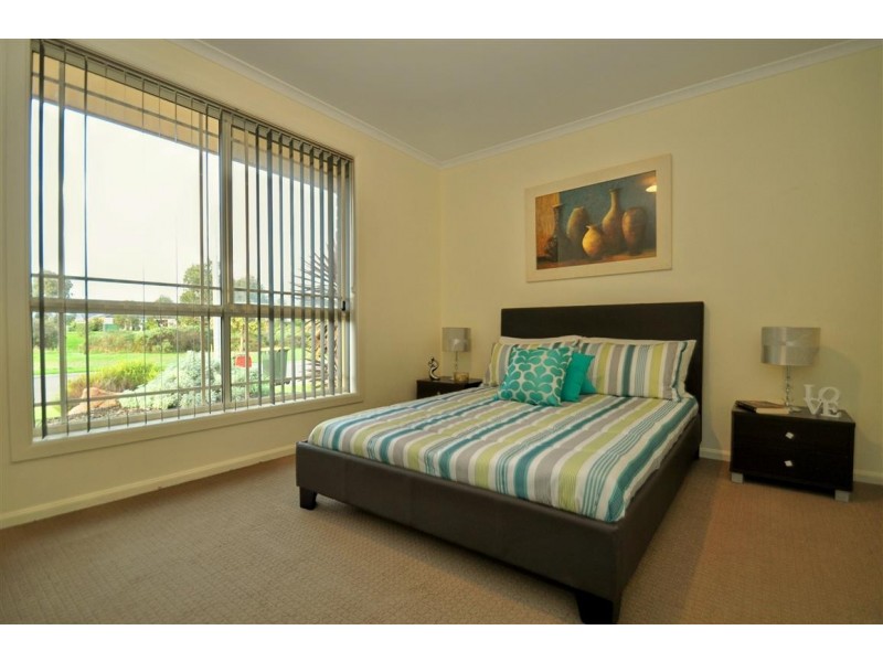 15 Bayside Avenue, Aldinga Beach SA 5173