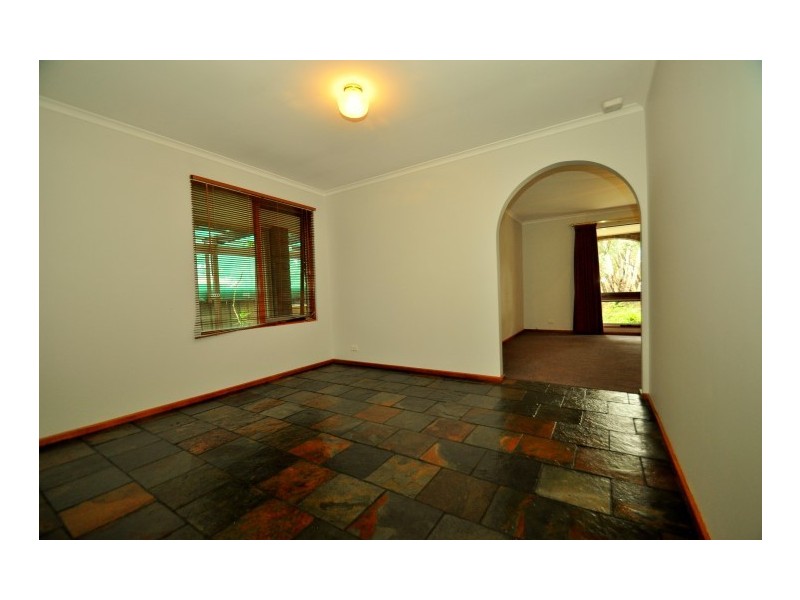 62 Manning Road, Aberfoyle Park SA 5159