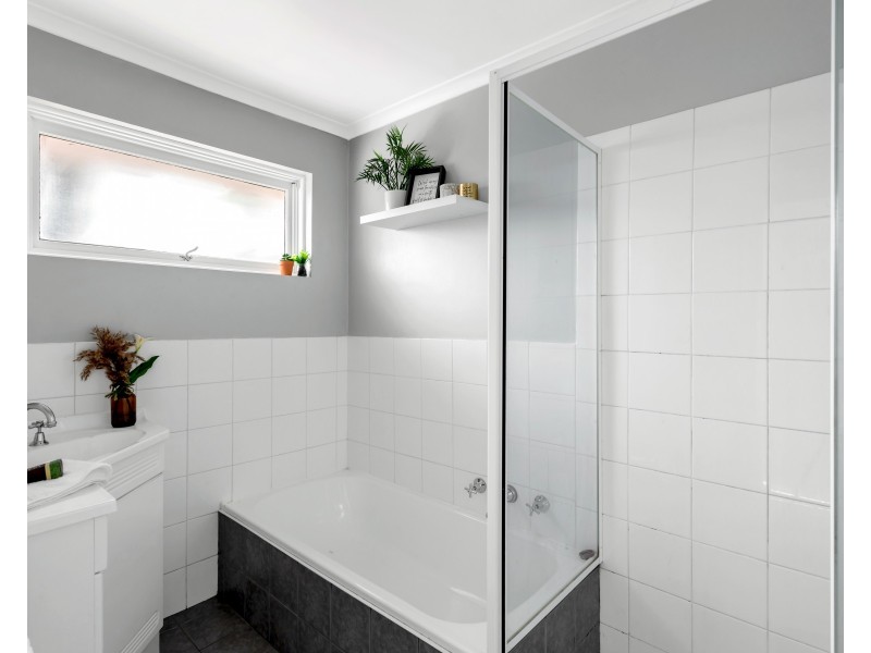 23 Topaz Drive, Flagstaff Hill SA 5159