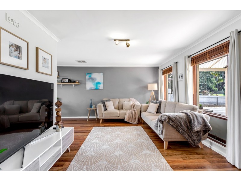 23 Topaz Drive, Flagstaff Hill SA 5159