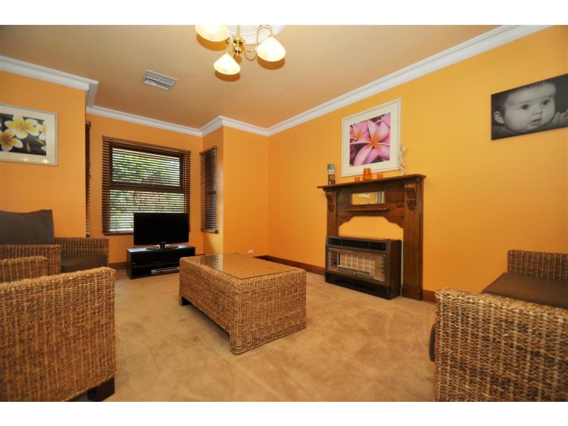 20 Mark Street, Happy Valley SA 5159