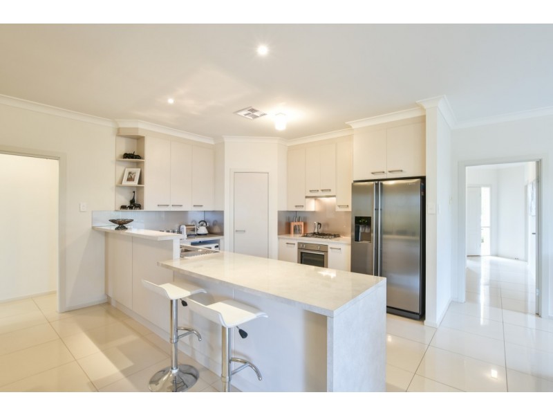 33 Sand Street, Seaford Meadows SA 5169