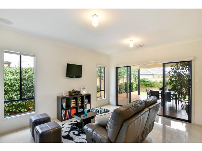 33 Sand Street, Seaford Meadows SA 5169