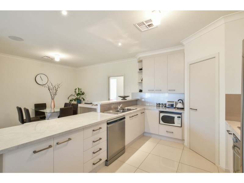 33 Sand Street, Seaford Meadows SA 5169