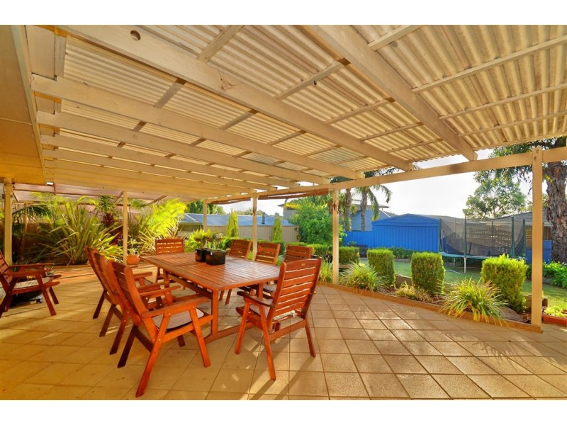 17 Sherebrooke Boulevard, Woodcroft SA 5162