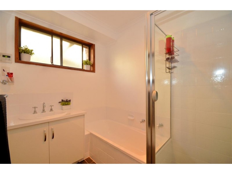 17 Sherebrooke Boulevard, Woodcroft SA 5162