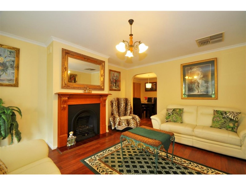 39 Pegasus Drive, Woodcroft SA 5162