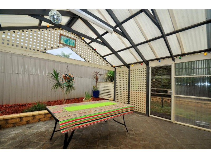 39 Pegasus Drive, Woodcroft SA 5162