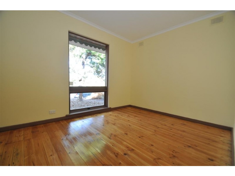13 Roberts Road, Hackham West SA 5163