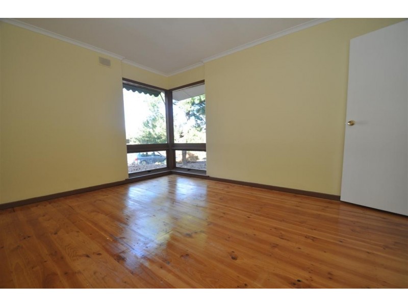 13 Roberts Road, Hackham West SA 5163