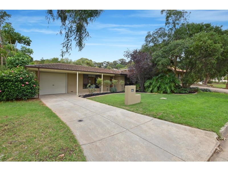1 Barr Road, Happy Valley SA 5159