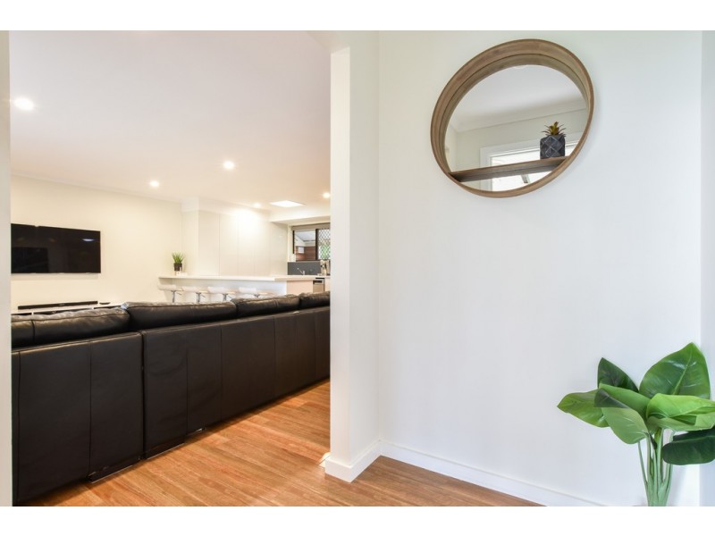 1 Barr Road, Happy Valley SA 5159