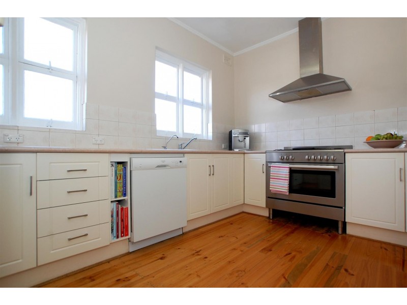 32 Celtic Avenue, Clovelly Park SA 5042