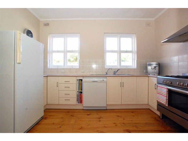 32 Celtic Avenue, Clovelly Park SA 5042