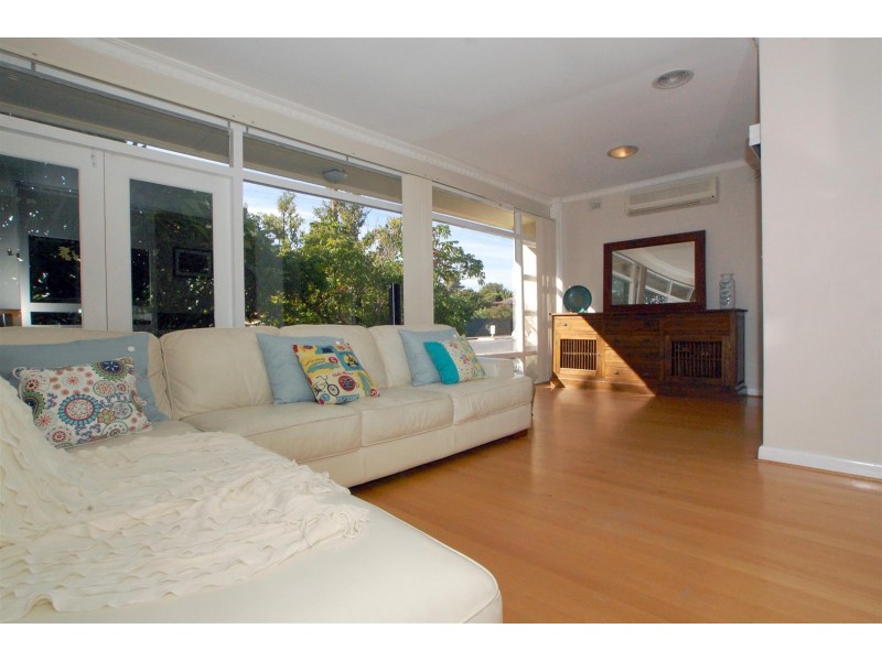 32 Celtic Avenue, Clovelly Park SA 5042