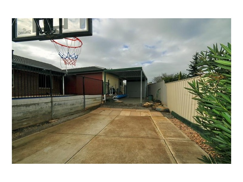 22 Oakbank Crescent, Sheidow Park SA 5158