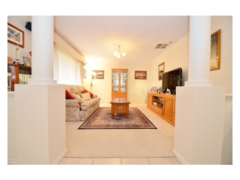 47 Riddoch Crescent, Woodcroft SA 5162