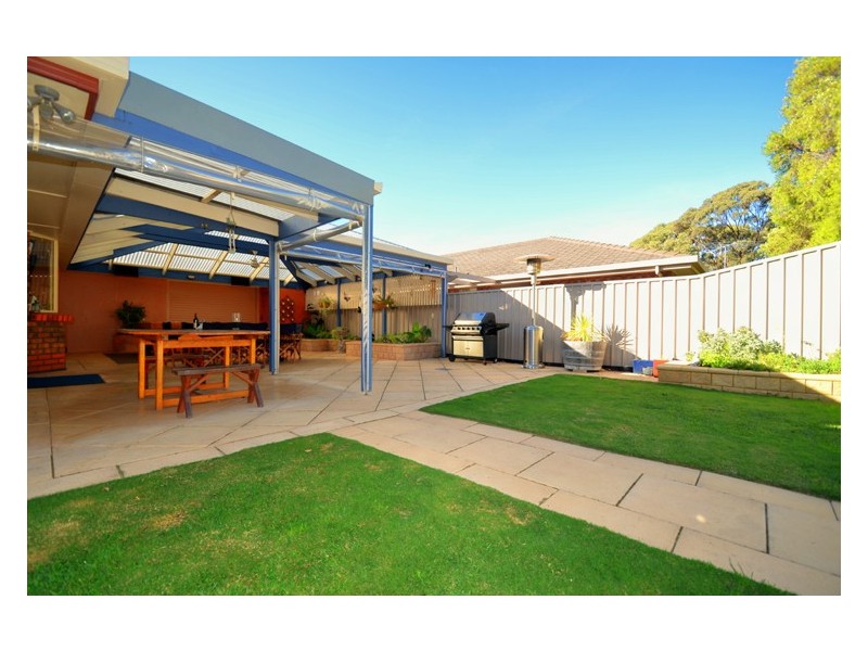 47 Riddoch Crescent, Woodcroft SA 5162