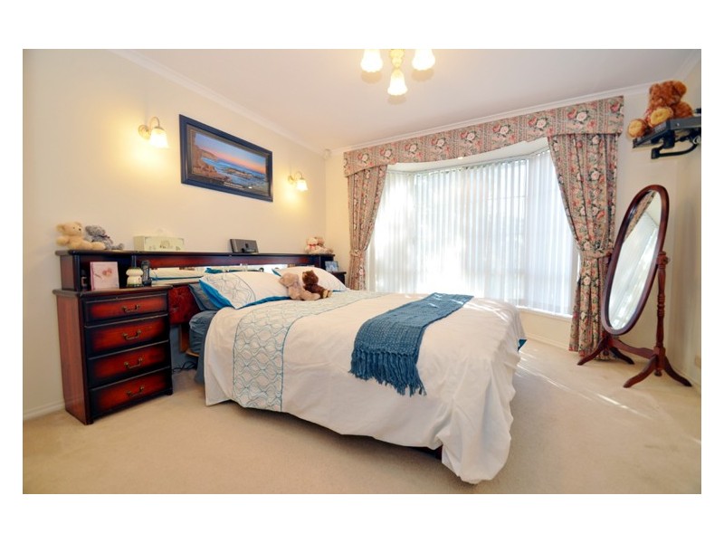 47 Riddoch Crescent, Woodcroft SA 5162
