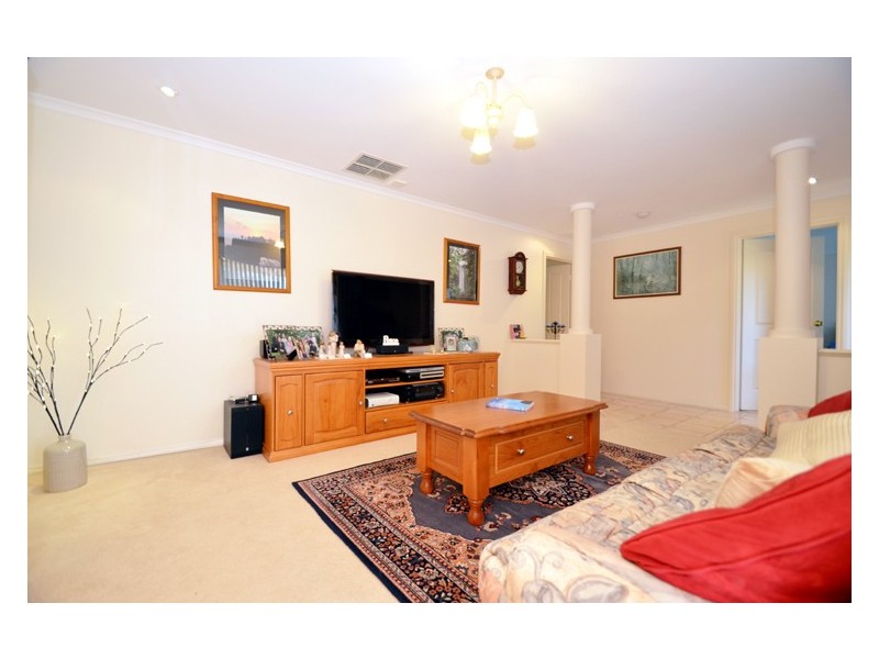 47 Riddoch Crescent, Woodcroft SA 5162