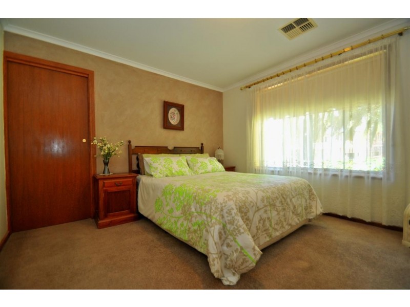 38 McHarg Road, Happy Valley SA 5159