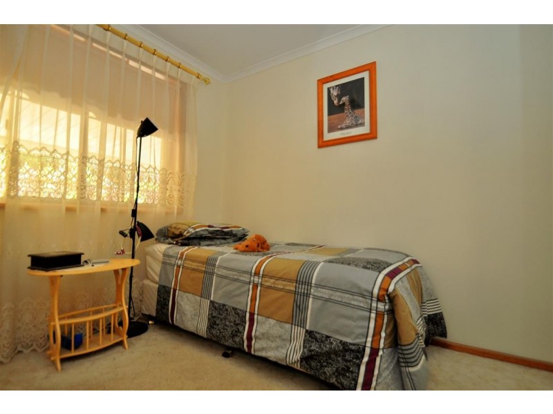 38 McHarg Road, Happy Valley SA 5159