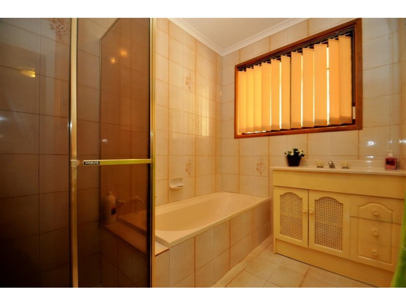 38 McHarg Road, Happy Valley SA 5159