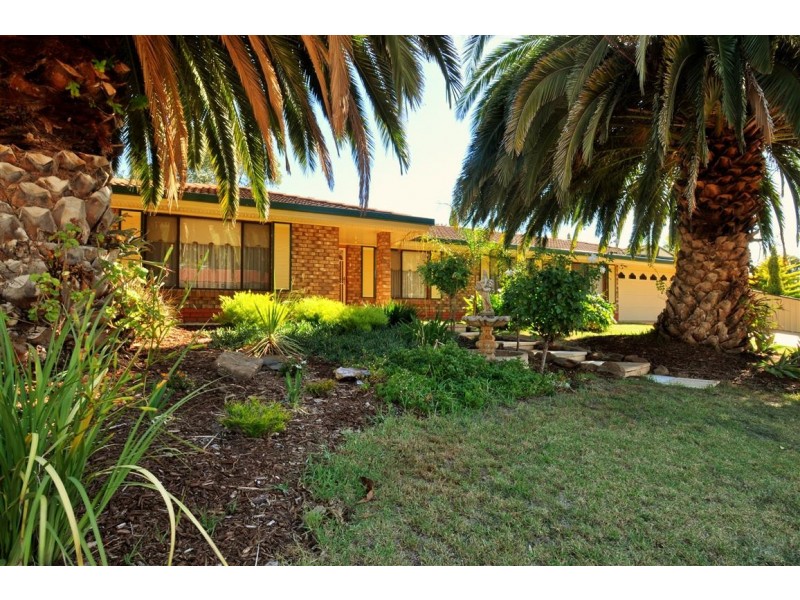 38 McHarg Road, Happy Valley SA 5159
