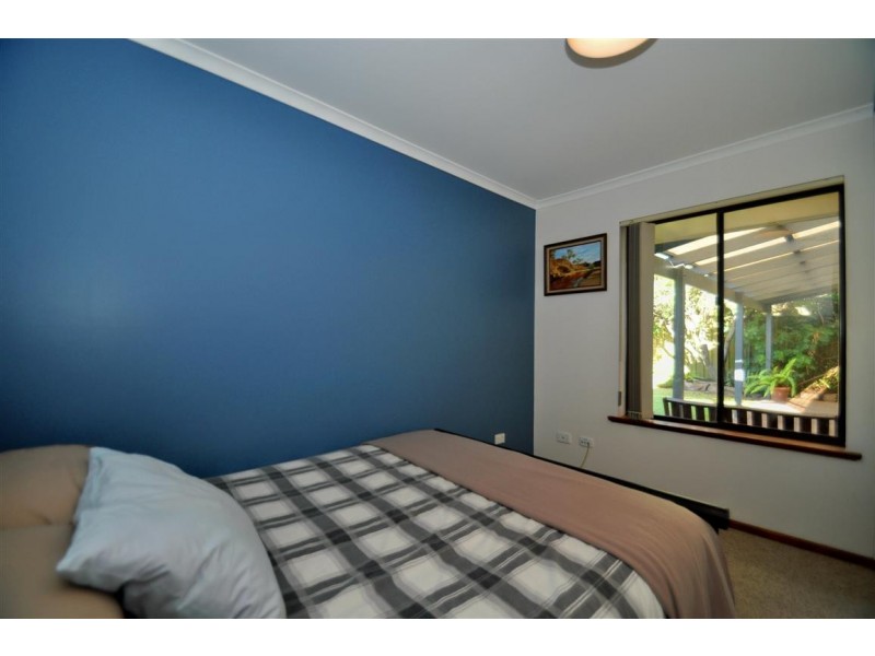 7 Blaxland Avenue, Woodcroft SA 5162