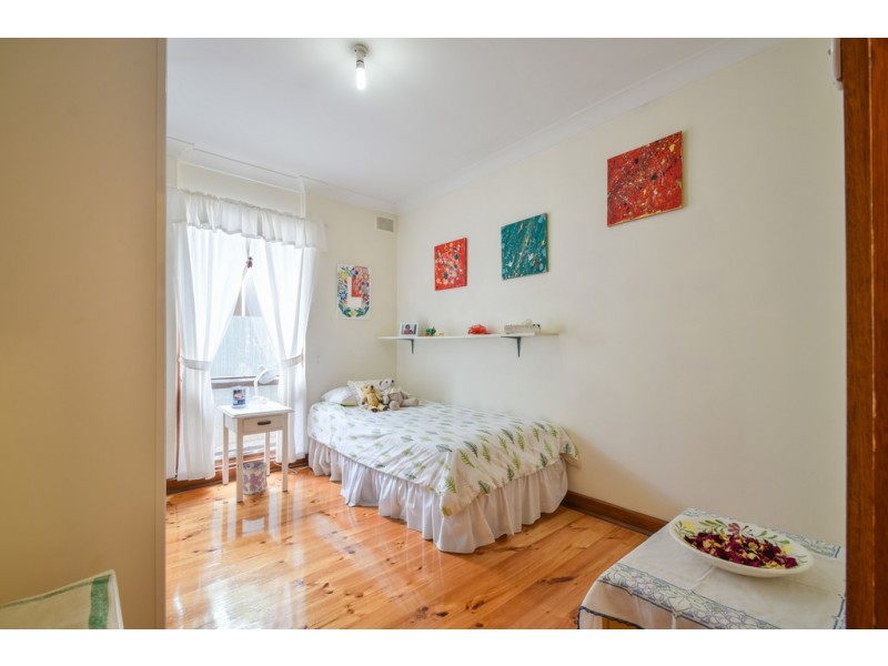 8 Jersey Road, Happy Valley SA 5159