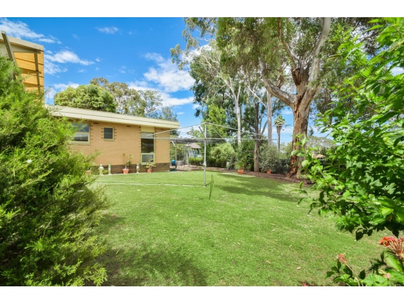 8 Jersey Road, Happy Valley SA 5159