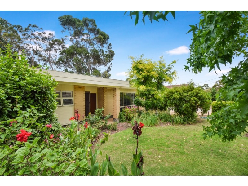 8 Jersey Road, Happy Valley SA 5159