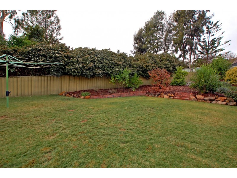 4 Grassdale Rise, Aberfoyle Park SA 5159