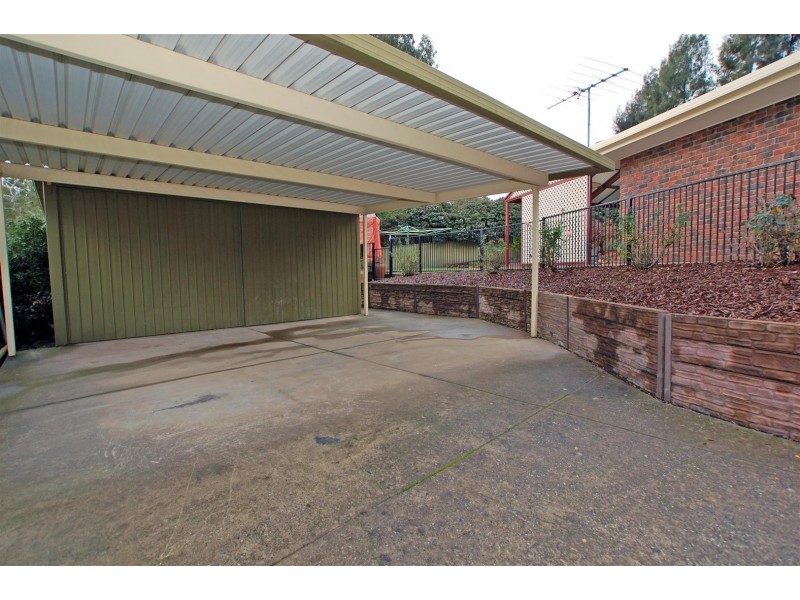 4 Grassdale Rise, Aberfoyle Park SA 5159