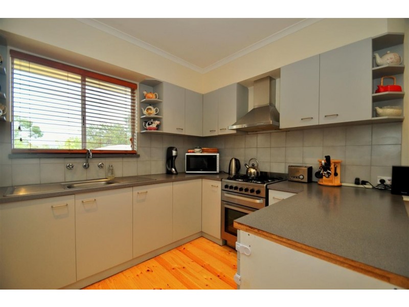 6 George Street, Morphett Vale SA 5162