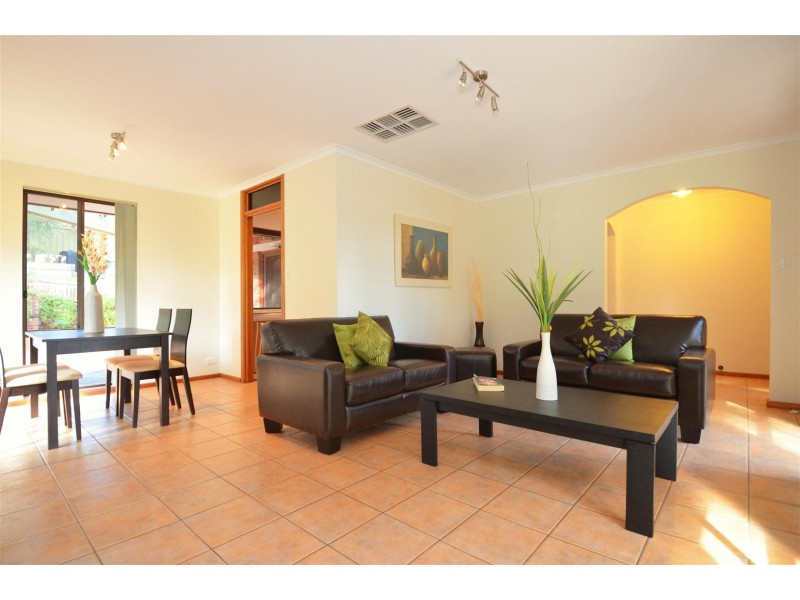 3 Curtis Court, Happy Valley SA 5159