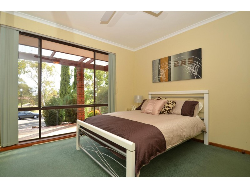 3 Curtis Court, Happy Valley SA 5159
