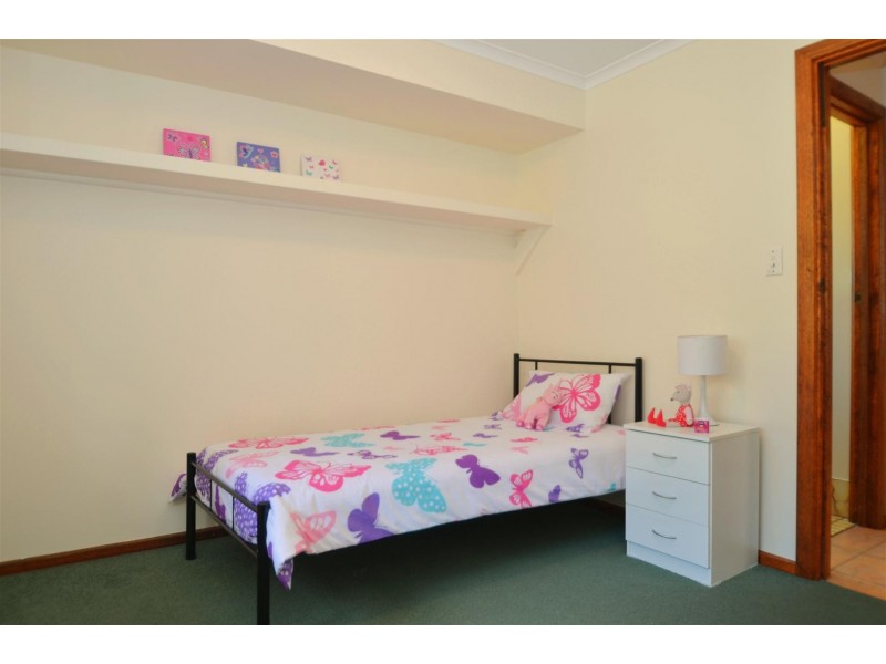 3 Curtis Court, Happy Valley SA 5159