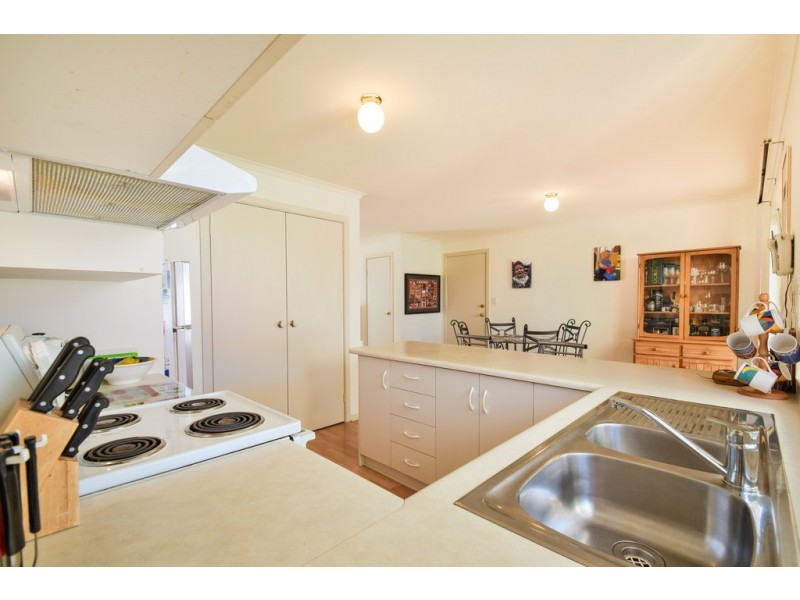 8 Rayner Court, Mitchell Park SA 5043