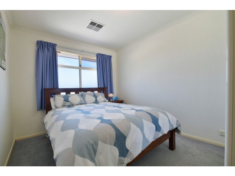 8 Rayner Court, Mitchell Park SA 5043