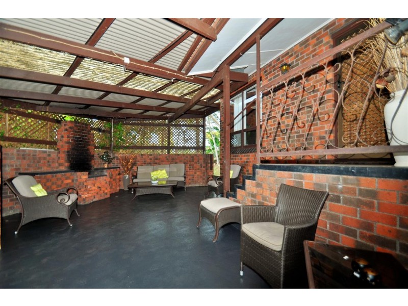 17 Conington Crescent, Morphett Vale SA 5162