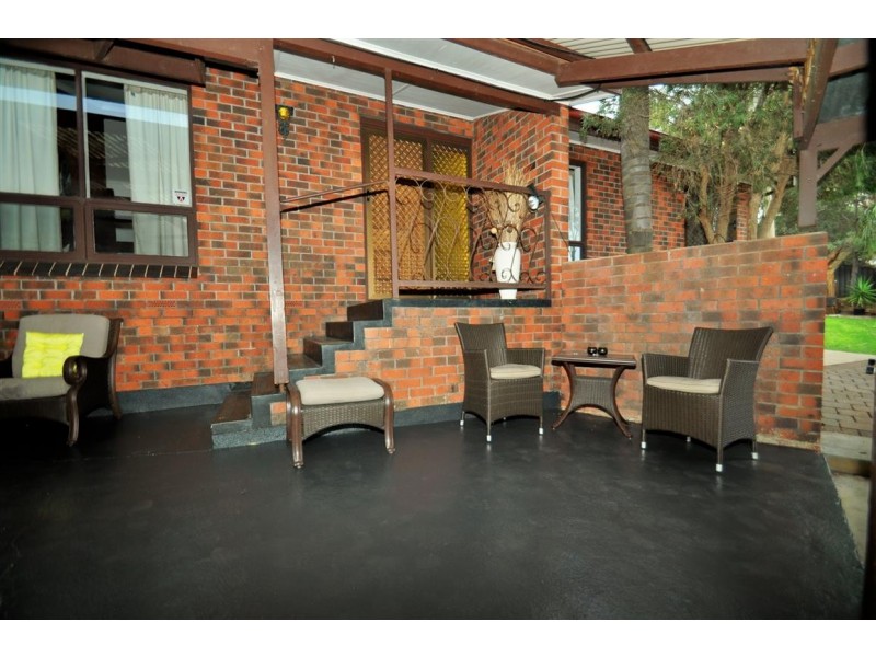 17 Conington Crescent, Morphett Vale SA 5162
